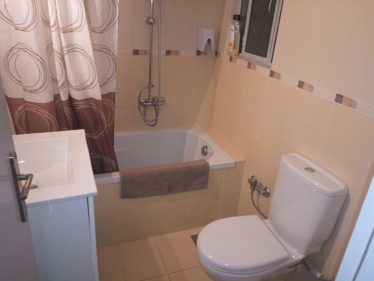 Apartment In The Center Of Atena Exterior foto