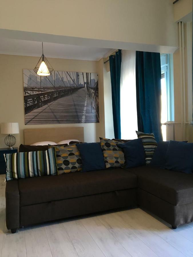 Apartment In The Center Of Atena Exterior foto