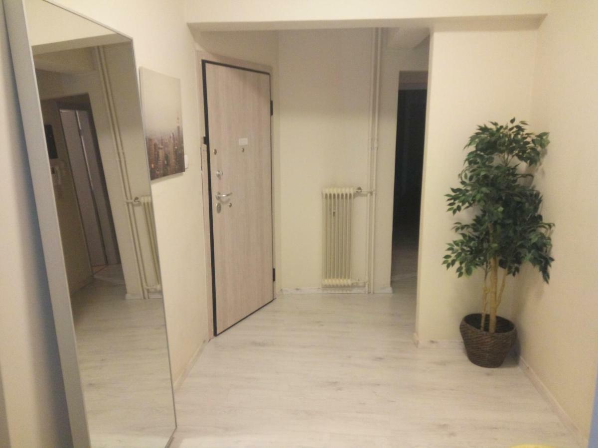Apartment In The Center Of Atena Exterior foto